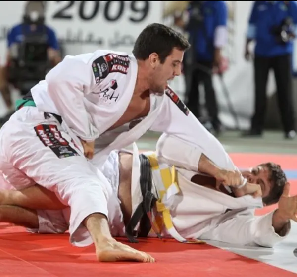 Mestre Alexandre de Souza competindo no Abu Dhabi World Pro